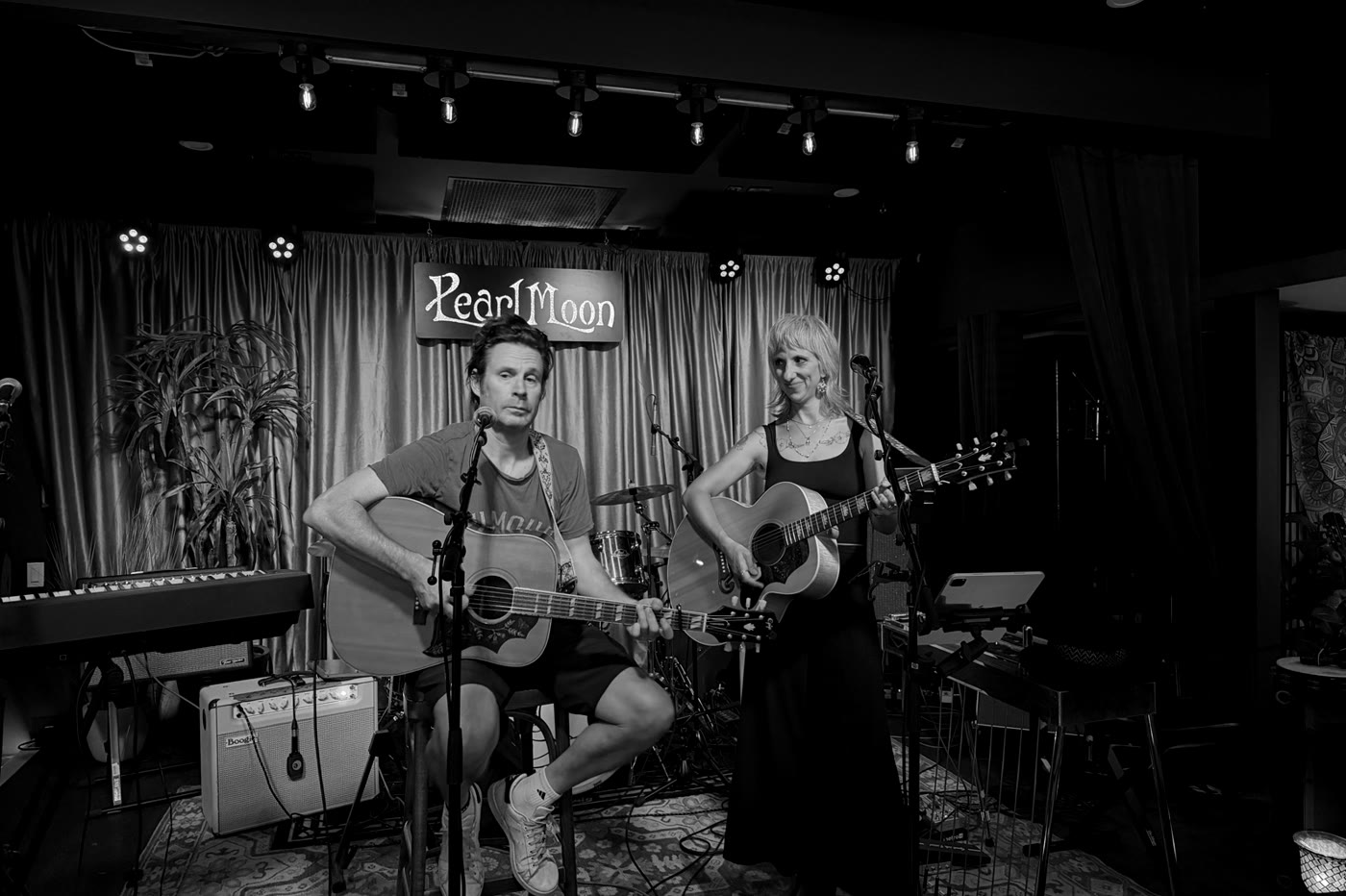 The NoPlace Nowhere Band live at Pearl Moon